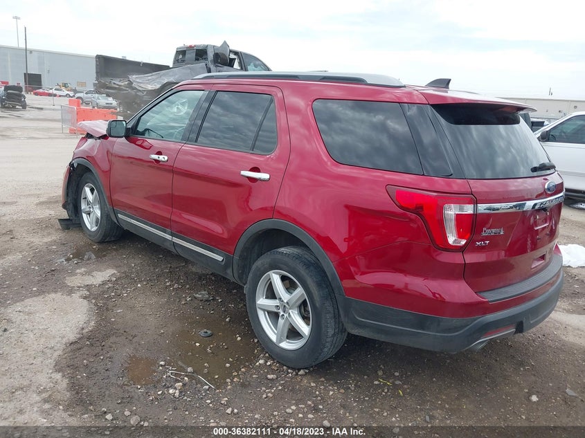 VIN 1FM5K7D86JGA88291 2018 FORD EXPLORER XLT