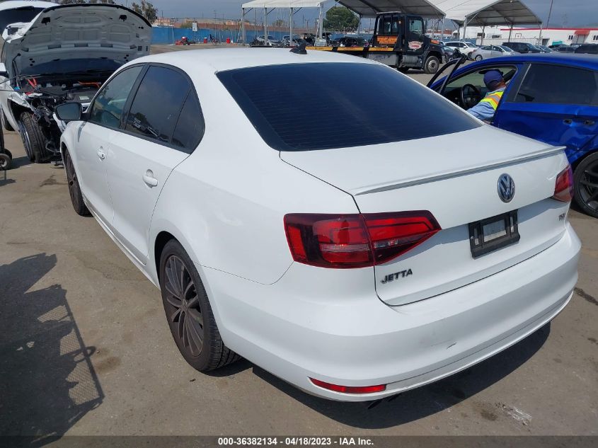 2016 VOLKSWAGEN JETTA SEDAN 1.8T SPORT - 3VWD17AJ2GM277154