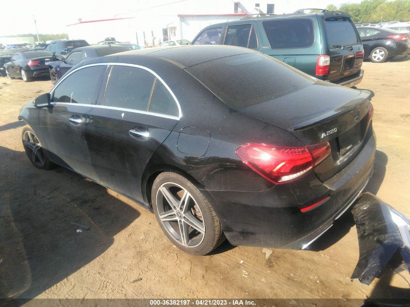 2019 MERCEDES-BENZ A-CLASS A 220 - WDD3G4FB8KW012959