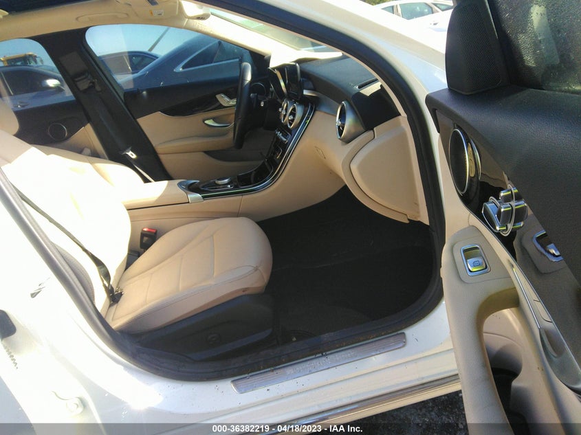 VIN 55SWF8DB7KU317232 2019 MERCEDES-BENZ C-CLASS C 300