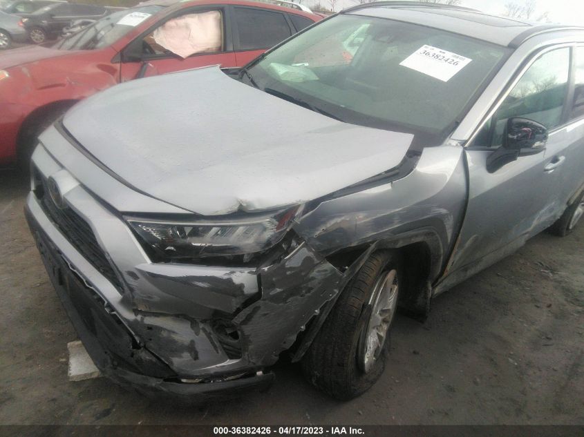 2019 TOYOTA RAV4 XLE - 2T3P1RFV9KW035881