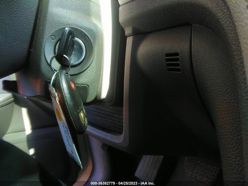 2014 CHEVROLET TRAVERSE LT - 1GNKVGKDXEJ168384