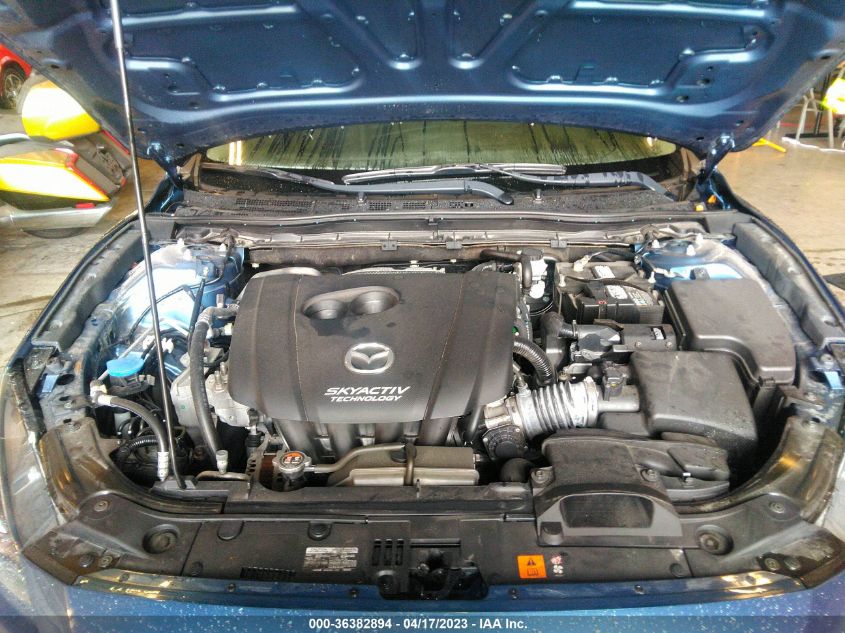 2018 MAZDA MAZDA3 4-DOOR SPORT 3MZBN1U71JM264573