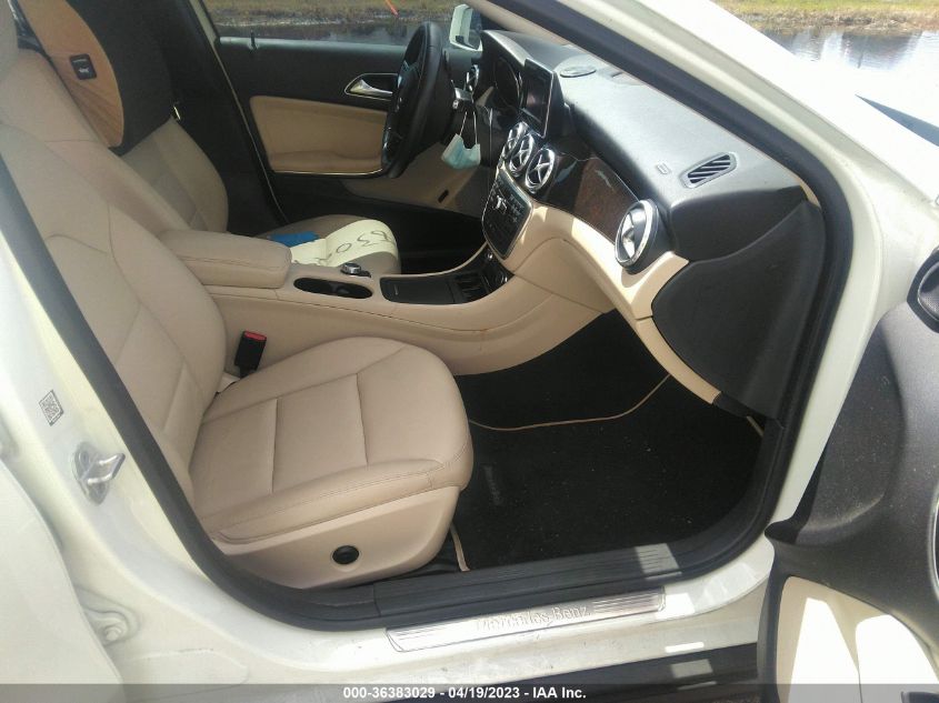 2015 MERCEDES-BENZ GLA-CLASS GLA 250 - WDCTG4EB9FJ187228
