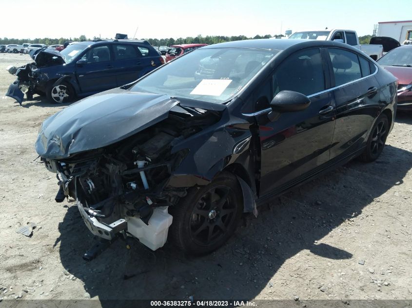 2018 CHEVROLET CRUZE LT - 1G1BE5SM6J7246141