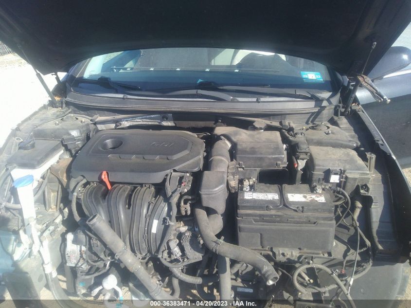 2015 HYUNDAI SONATA 2.4L SE - 5NPE24AF5FH138011