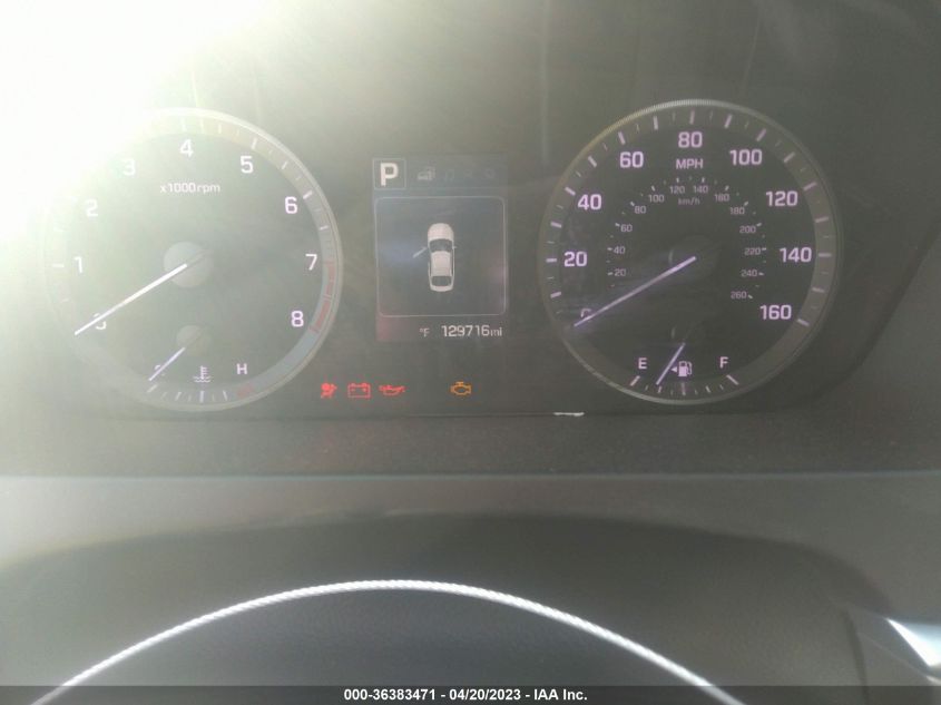 2015 HYUNDAI SONATA 2.4L SE - 5NPE24AF5FH138011