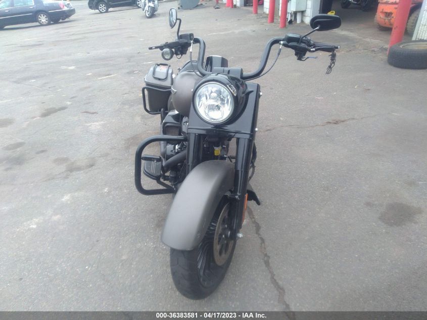 2018 HARLEY-DAVIDSON FLHRXS 1HD1KVC18JB614914