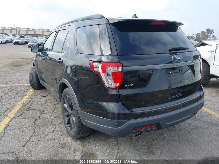 VIN 1FM5K7D82JGB09234 2018 FORD EXPLORER XLT