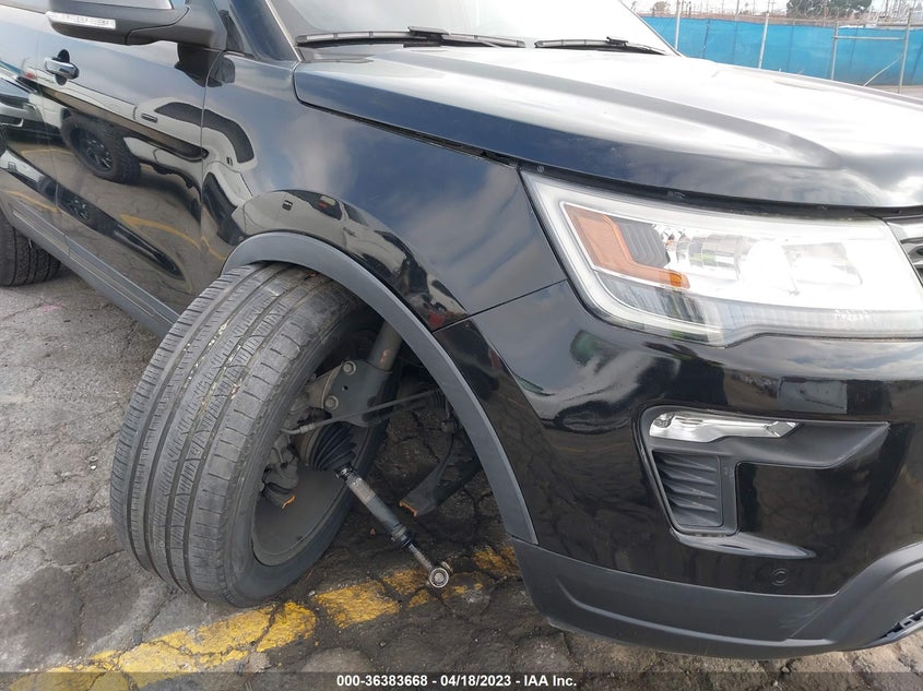 VIN 1FM5K7D82JGB09234 2018 FORD EXPLORER XLT