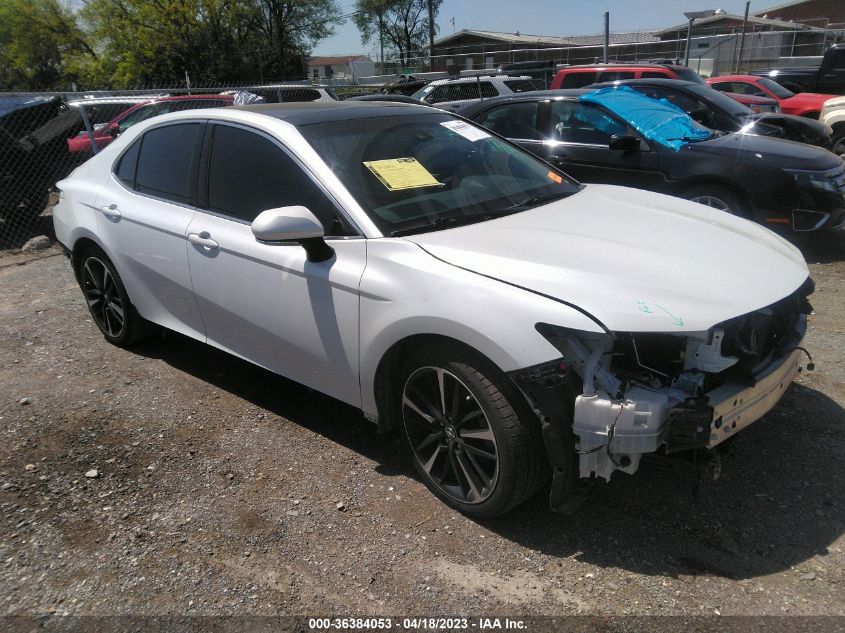 2018 TOYOTA CAMRY XSE - 4T1B61HK0JU061809