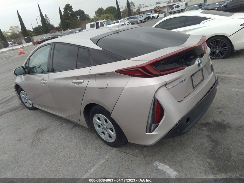 VIN JTDKARFP5L3135539 2020 TOYOTA PRIUS PRIME XLE