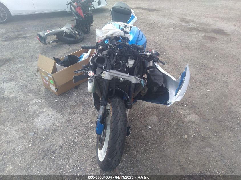 2013 SUZUKI GSX-R600 - JS1GN7FAXD2102659