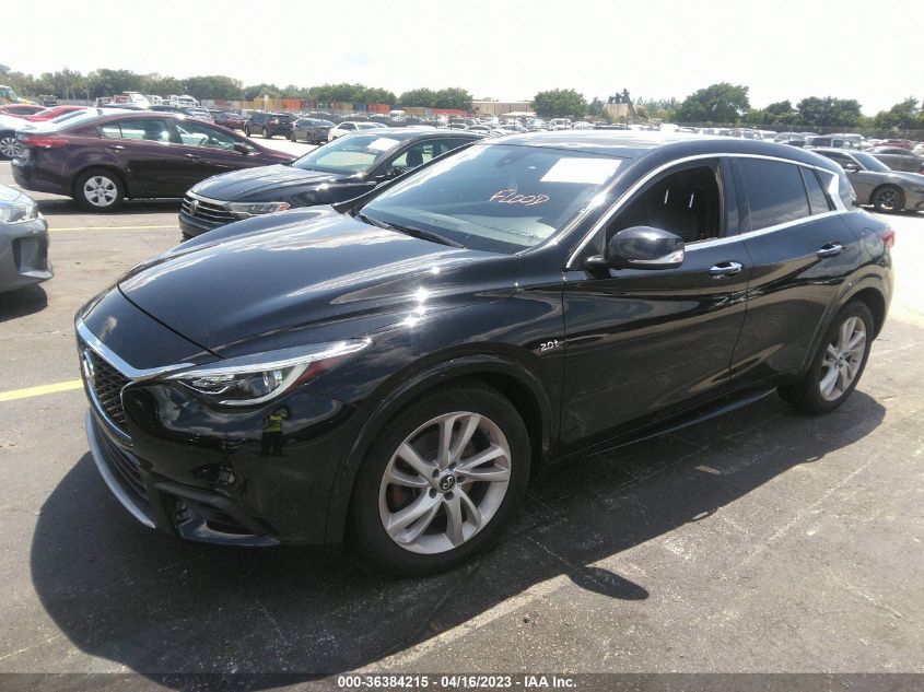 2017 INFINITI QX30 LUXURY SJKCH5CPXHA037376