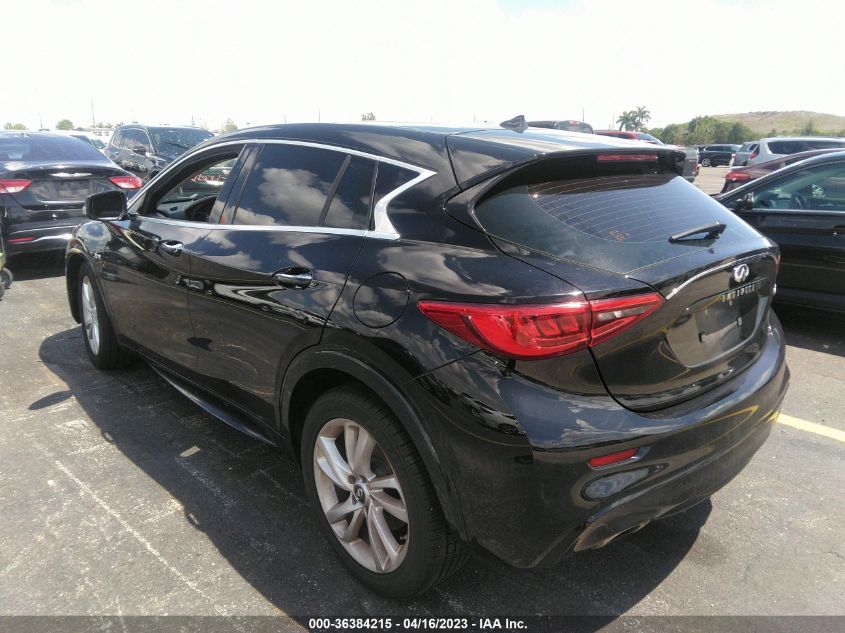 2017 INFINITI QX30 LUXURY SJKCH5CPXHA037376