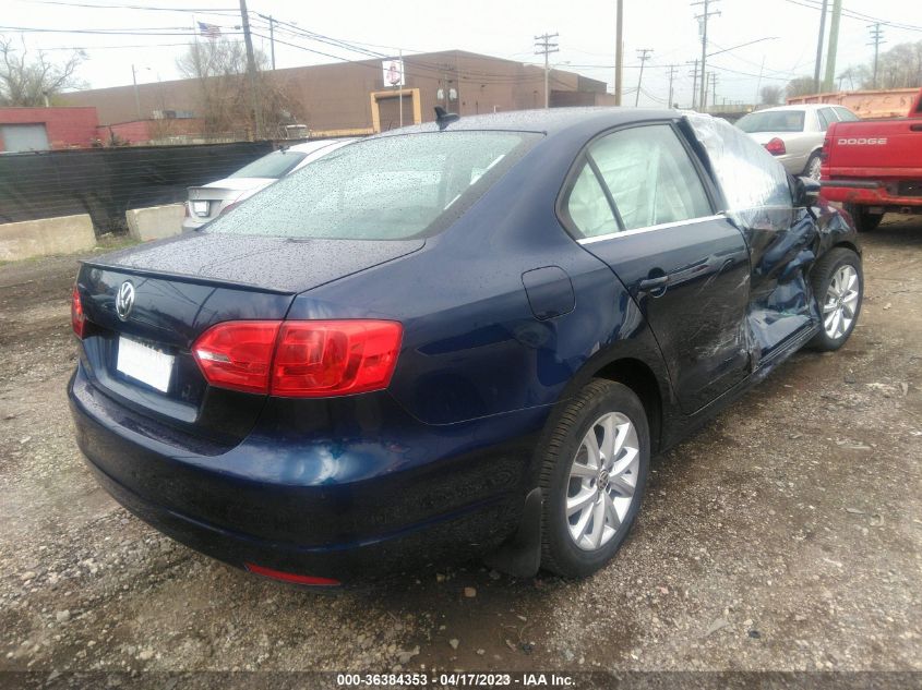 2014 VOLKSWAGEN JETTA SEDAN SE W/CONNECTIVITY - 3VWD07AJ2EM220338