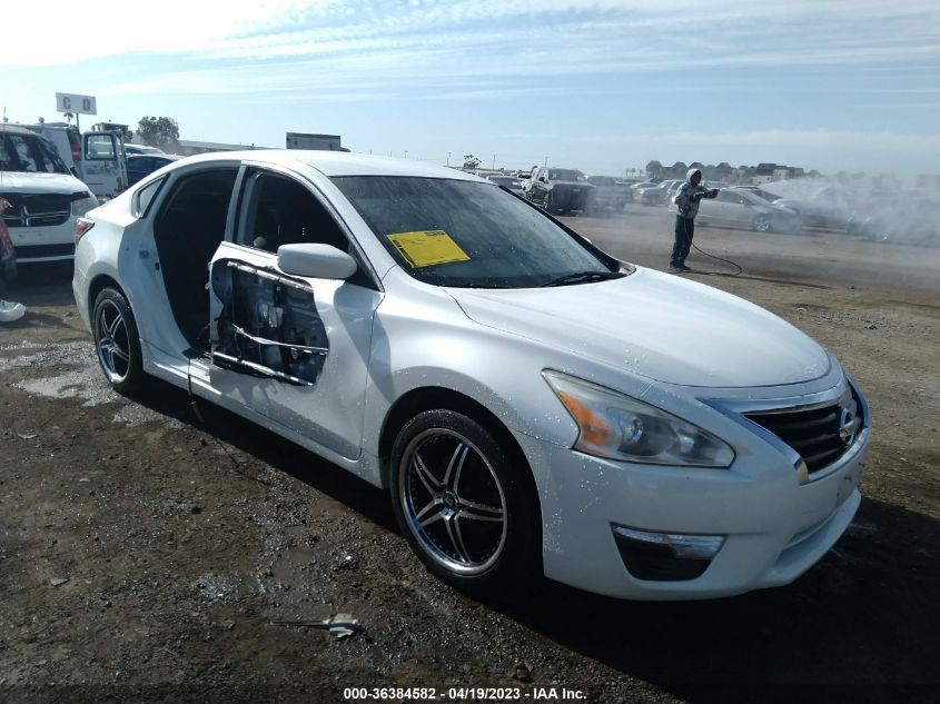 2014 NISSAN ALTIMA 2.5 S - 1N4AL3AP5EN257048