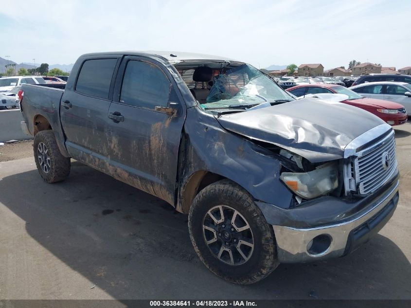 2013 TOYOTA TUNDRA 4WD TRUCK - 5TFDW5F14DX275963