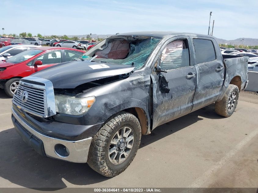 2013 TOYOTA TUNDRA 4WD TRUCK - 5TFDW5F14DX275963