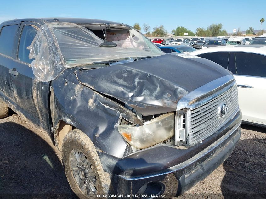 2013 TOYOTA TUNDRA 4WD TRUCK - 5TFDW5F14DX275963