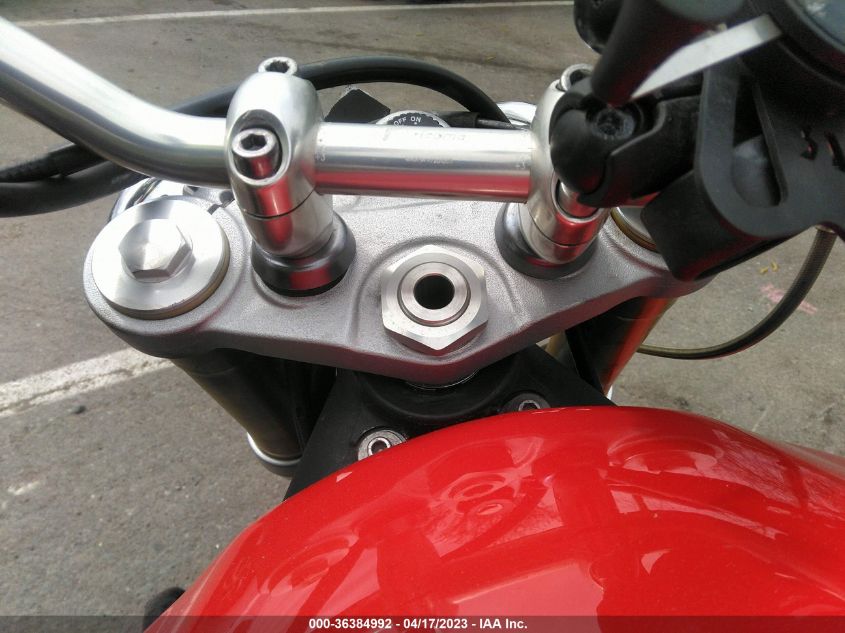 2011 TRIUMPH MOTORCYCLE STREET TRIPLE 675 SMTD01NEXBT464492
