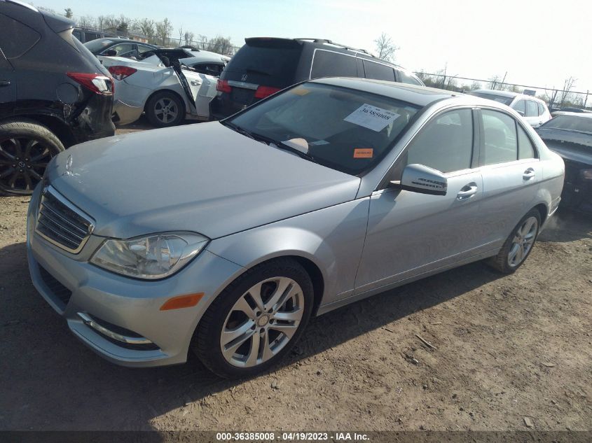 2013 MERCEDES-BENZ C-CLASS C 250 - WDDGF4HB5DA781291