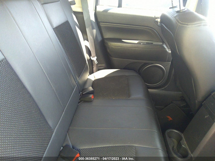 VIN 1C4NJCEB0HD160205 2017 JEEP COMPASS LATITUDE