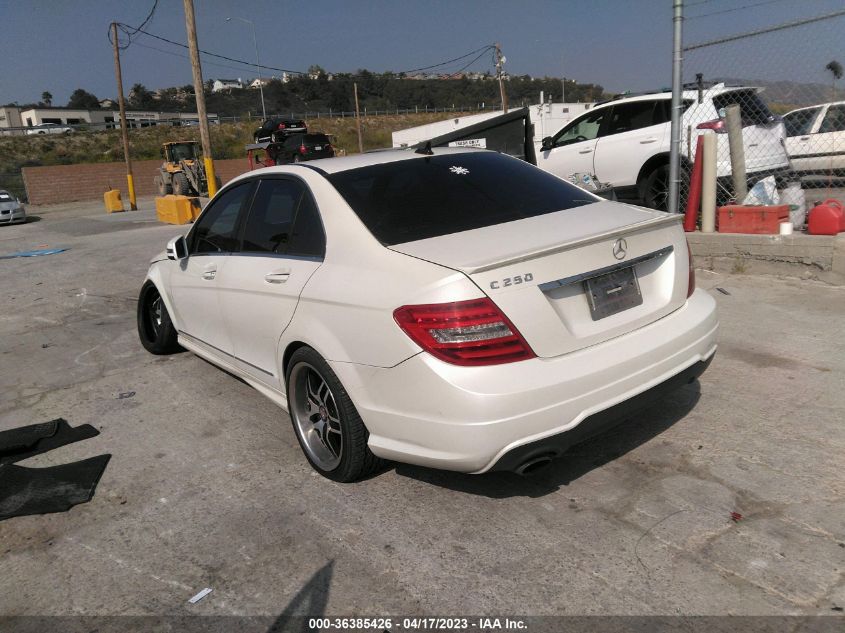 2013 MERCEDES-BENZ C-CLASS C 250 LUXURY - WDDGF4HB9DG099690