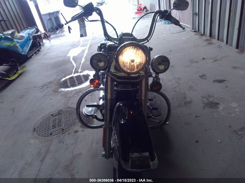 2013 HARLEY-DAVIDSON FLSTC HERITAGE SOFTAIL CLASSIC - 1HD1BWV18DB049698