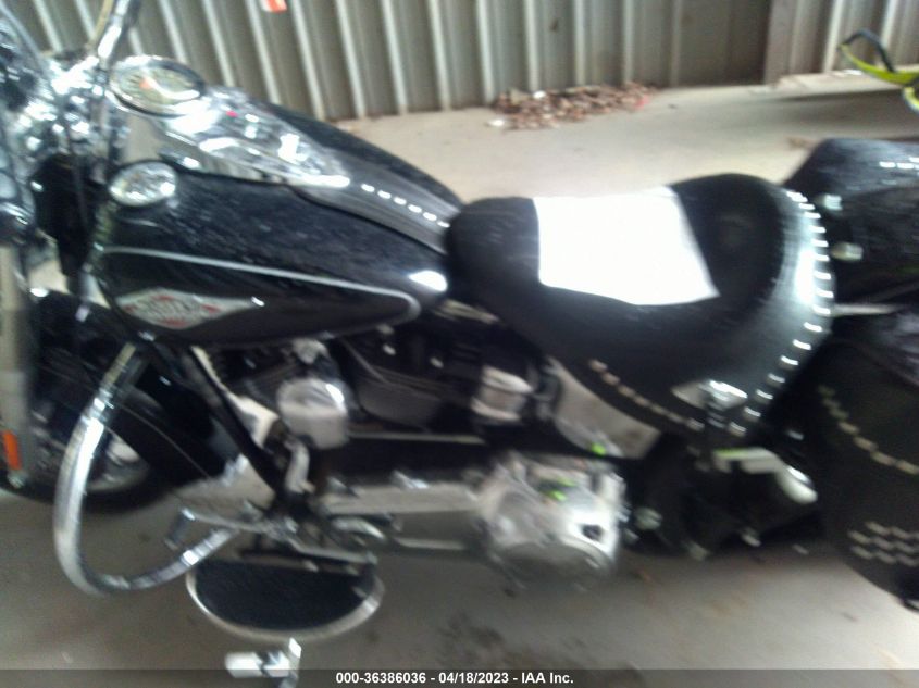 2013 HARLEY-DAVIDSON FLSTC HERITAGE SOFTAIL CLASSIC - 1HD1BWV18DB049698