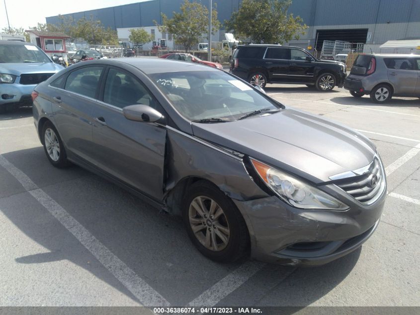 2013 HYUNDAI SONATA GLS - 5NPEB4ACXDH680143