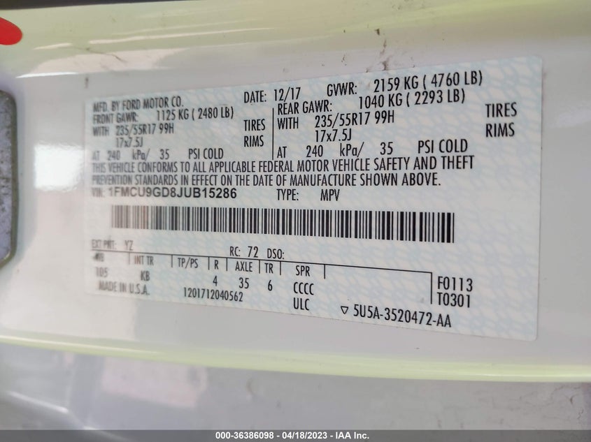 VIN 1FMCU9GD8JUB15286 2018 FORD ESCAPE SE