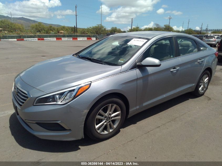 2016 HYUNDAI SONATA 2.4L SE - 5NPE24AF7GH338759