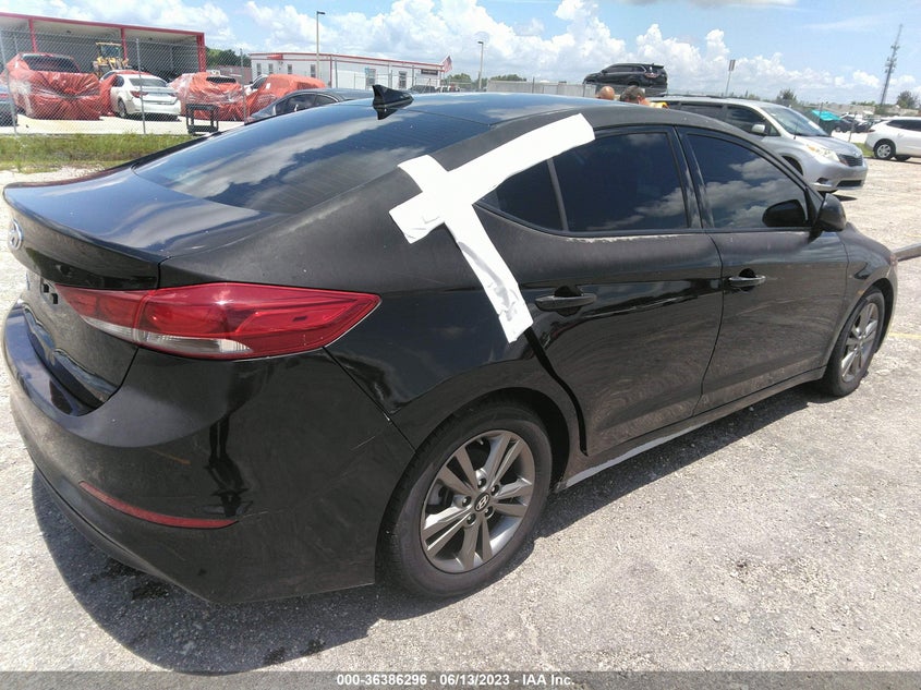 VIN 5NPD84LF0JH304841 2018 HYUNDAI ELANTRA SEL