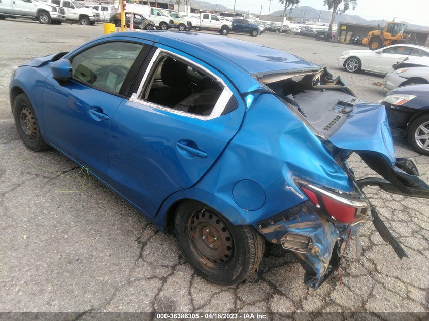 VIN 3MYDLBYV0HY196304 2017 TOYOTA YARIS IA