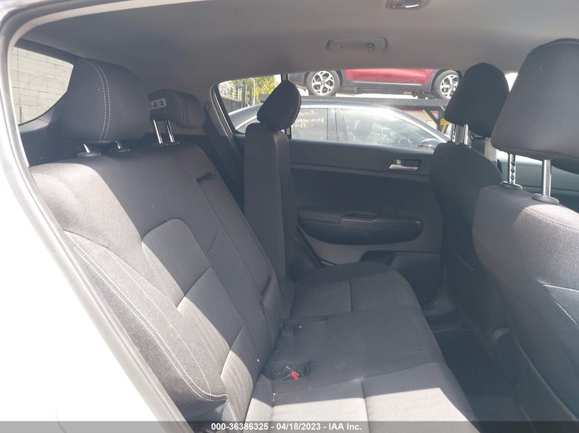 VIN KNDPMCAC1H7300209 2017 KIA SPORTAGE LX