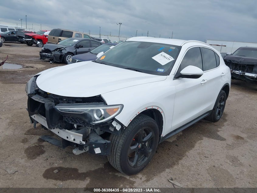 VIN ZASFAKANXJ7B98292 2018 ALFA ROMEO STELVIO