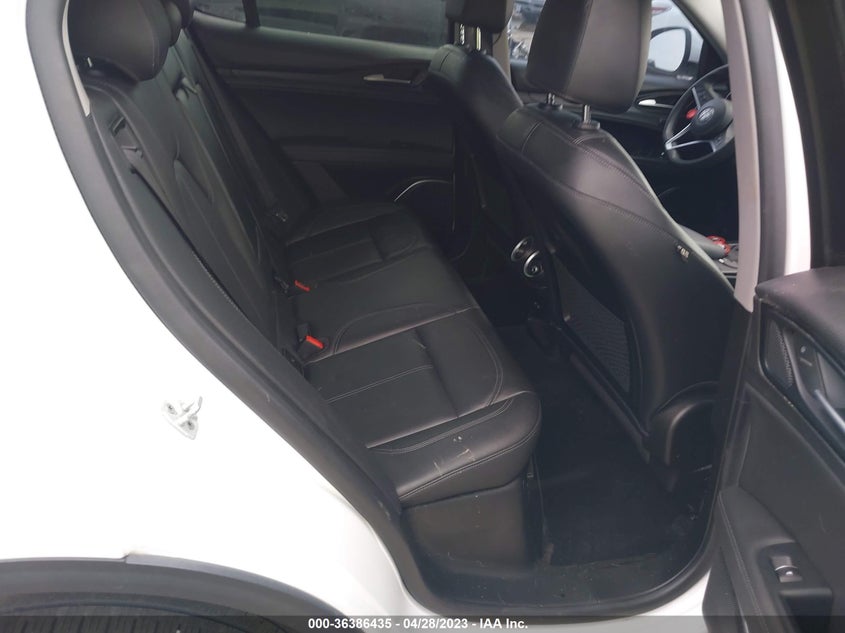 VIN ZASFAKANXJ7B98292 2018 ALFA ROMEO STELVIO
