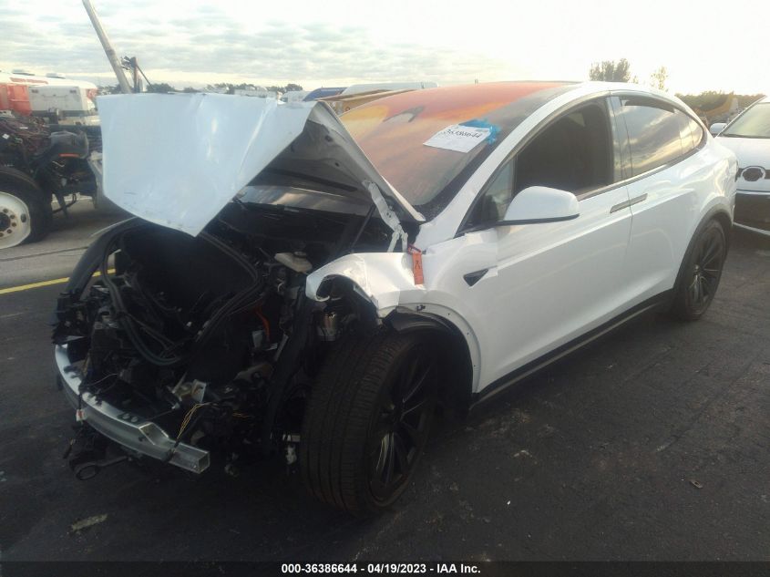 2023 Tesla Model X - 7SAXCDE5XPF381338