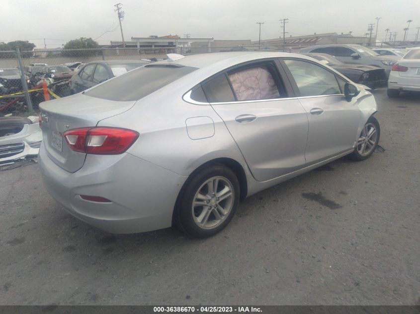 2018 CHEVROLET CRUZE LT - 1G1BE5SM8J7111548