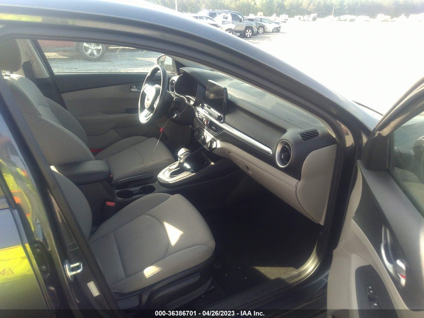 VIN 3KPF24AD4LE259728 2020 KIA FORTE LXS