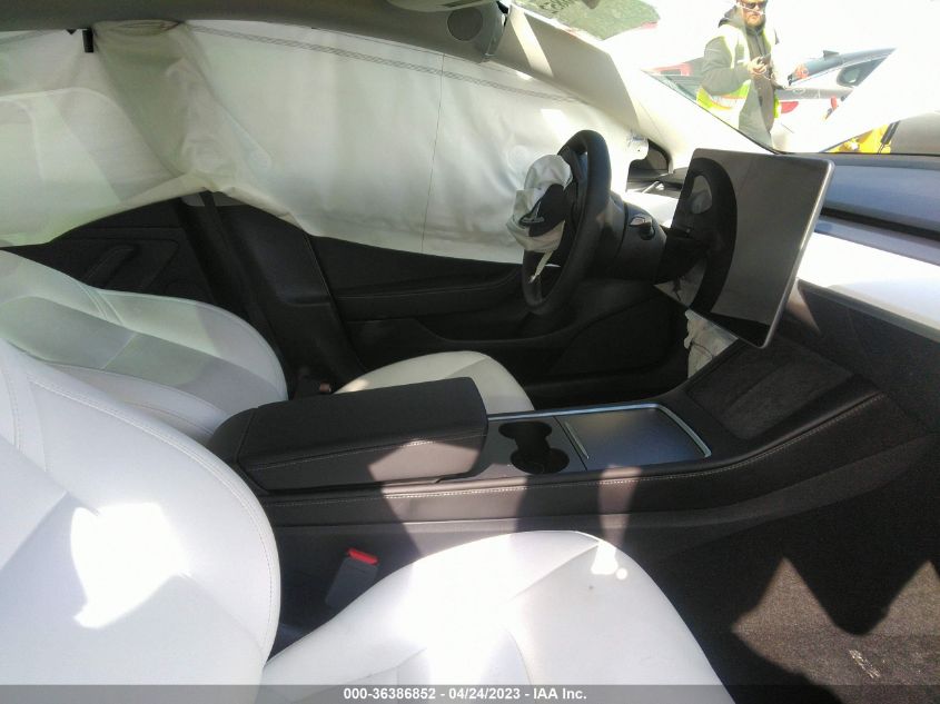 2022 TESLA MODEL 3 - 5YJ3E1EA4NF359270