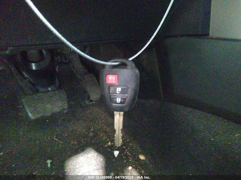 2018 TOYOTA RAV4 LE - 2T3BFREV8JW787969