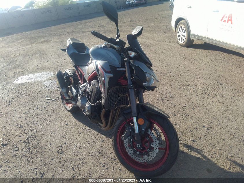 2019 KAWASAKI ZR900 - JKAZR2A19KA003681