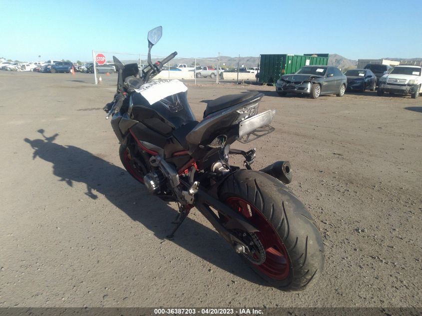 2019 KAWASAKI ZR900 - JKAZR2A19KA003681