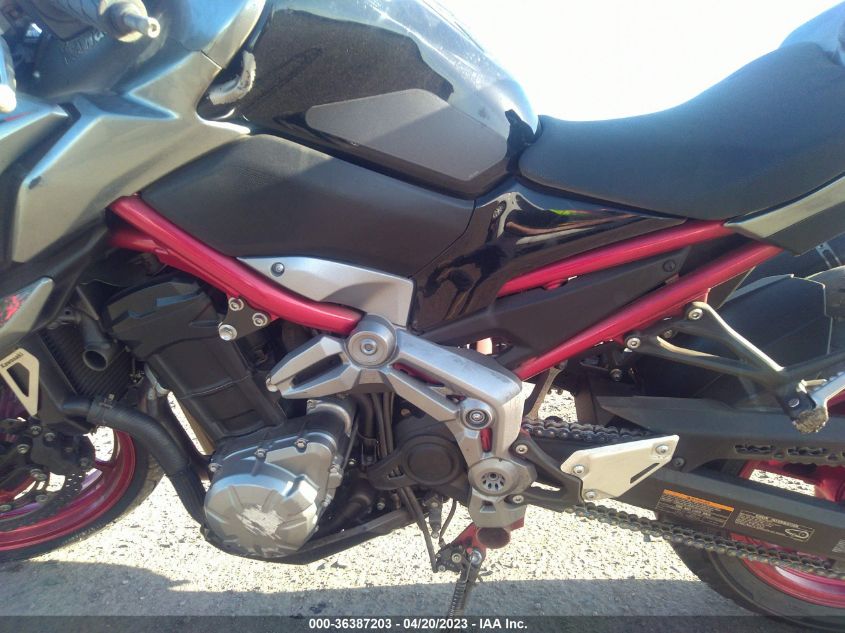 2019 KAWASAKI ZR900 - JKAZR2A19KA003681