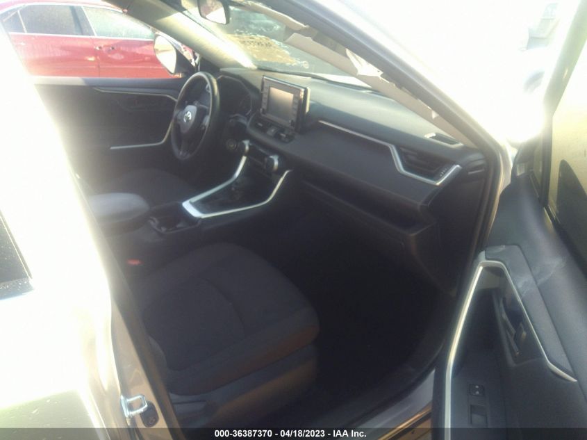 2019 TOYOTA RAV4 LE - JTMH1RFV2KJ003275