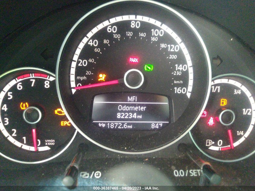 2014 VOLKSWAGEN BEETLE COUPE 2.5L - 3VWJP7AT8EM600705