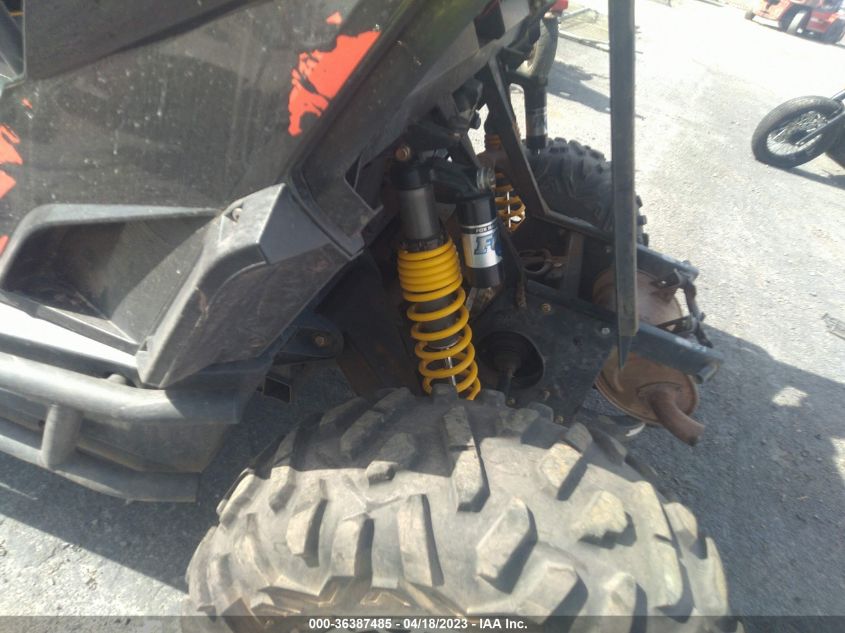 2011 CAN-AM COMMANDER 1000 X - 3JBKXLP10BJ000055