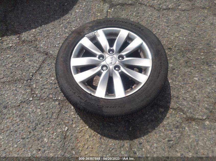 2014 KIA FORTE 5-DOOR EX - KNAFX5A89E5206254